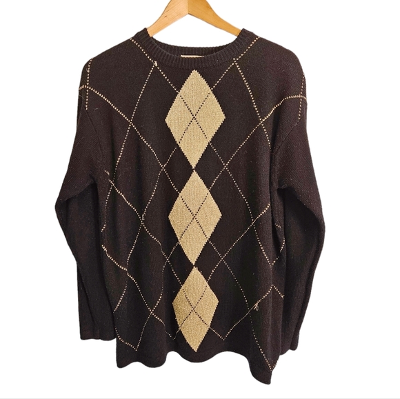 Braemer by Jeremy Scott Black Sweater with Gold Argyle Accents - Picture 3 of 5